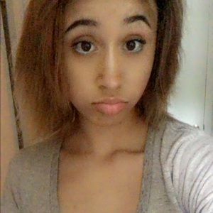 Meet your Posher, Leni